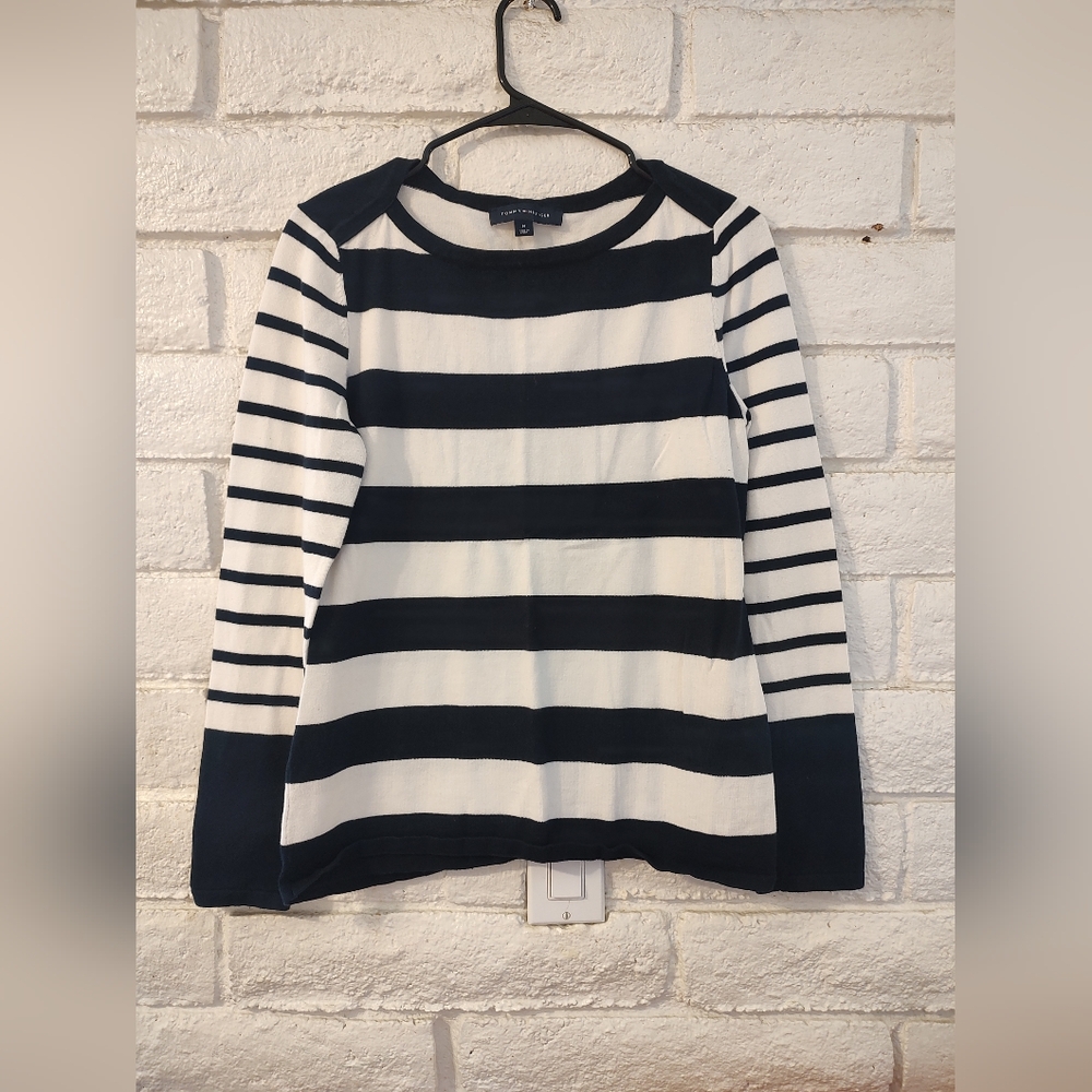 Tommy Hilfiger Women's Long Sleeves Blouse